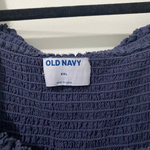 Navy Blue smocked top from Old Navy! - Picture 3 of 3